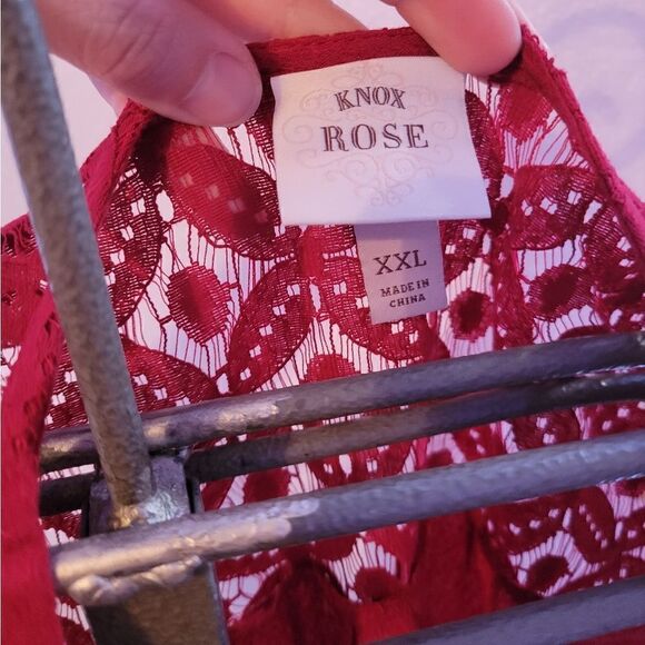 Knox rose red top - Picture 3 of 10